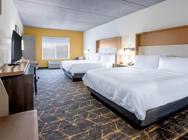 More Photos Of 1000 Imperial Ave, Rothschild Hotel For Sale