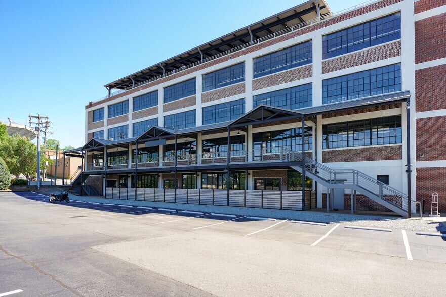 More Photos Of 800 Westmere Ave, Charlotte Office For Lease