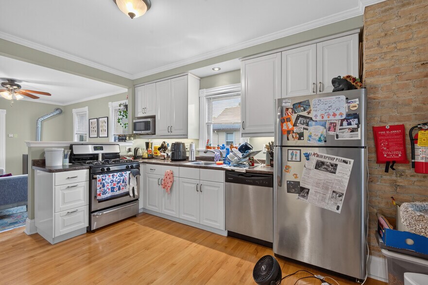More Photos Of 446 Madison St NE, Minneapolis Multifamily For Sale