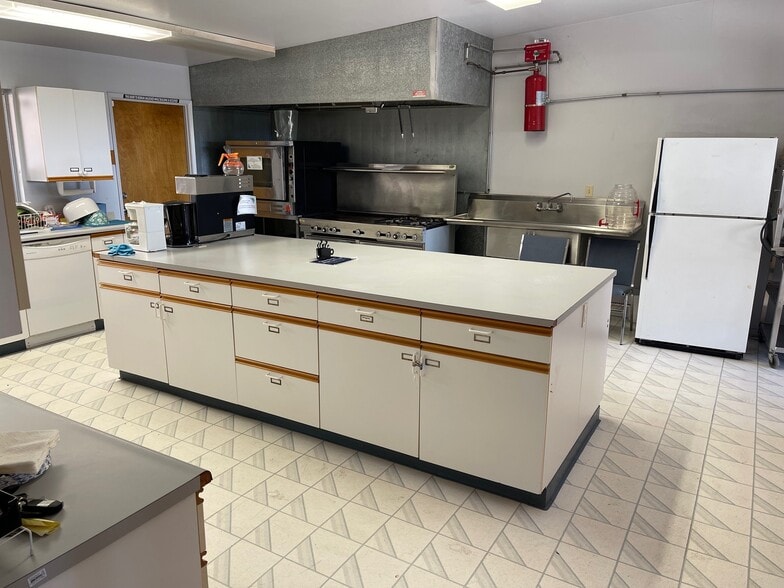 More Photos Of 731 S Stage Coach Ln, Fallbrook Religious Facility For Sale