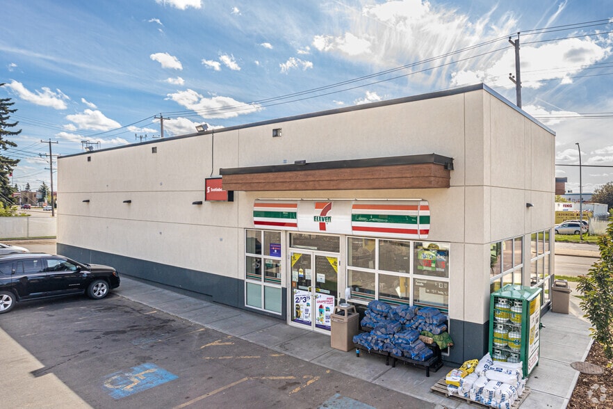 More Photos Of 6545A 99 St NW, Edmonton Service Station For Lease