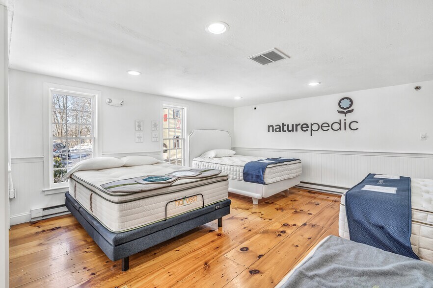 More Photos Of 348 Boston Post Rd, Sudbury Storefront Retail Office For Lease