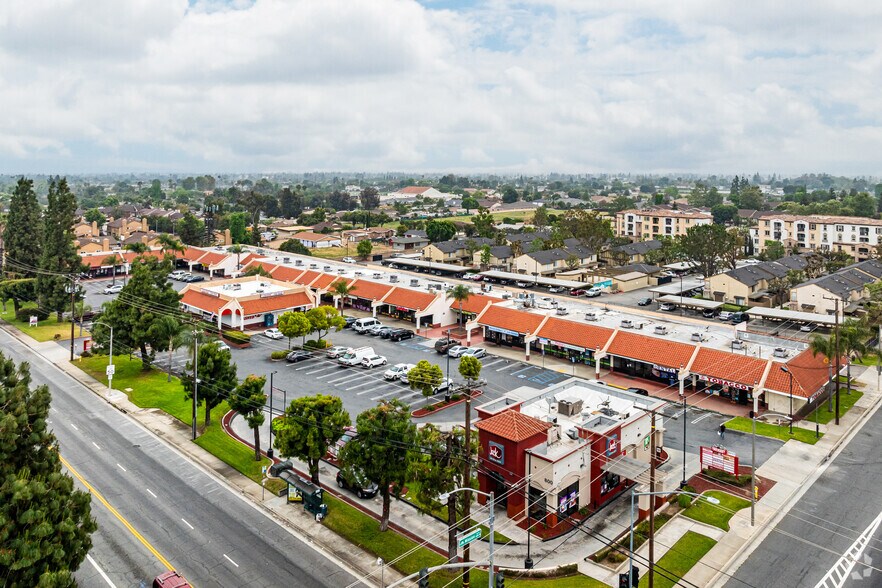 More Photos Of 800-870 S Mountain Ave, Ontario Unknown For Lease