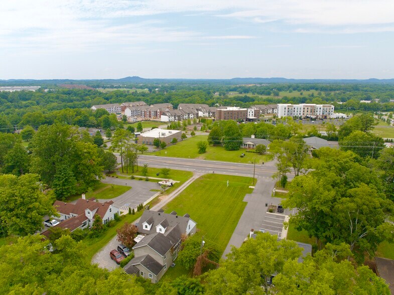 More Photos Of 1189 Nashville Pike, Gallatin Office For Sale