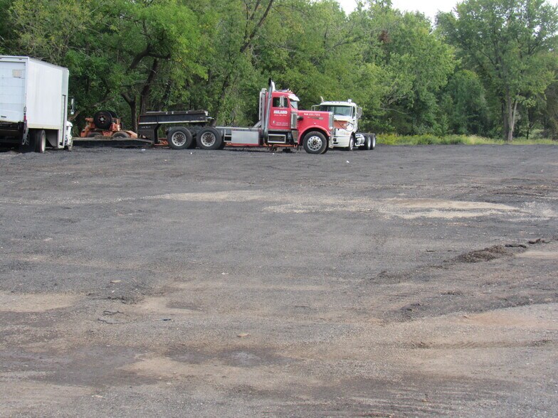 Primary Photo Of 309 Route 33 East, Manalapan Land For Lease