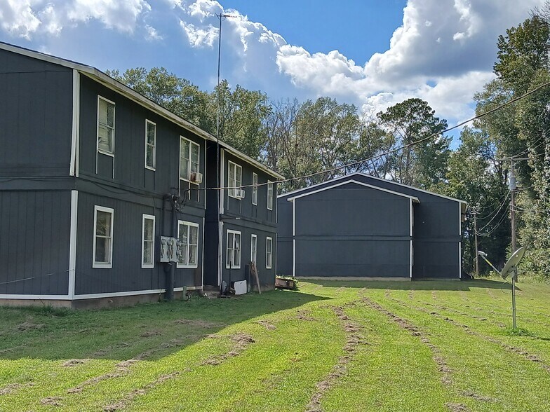 More Photos Of 1000 Broadmeadow Dr, Monticello Apartments For Sale