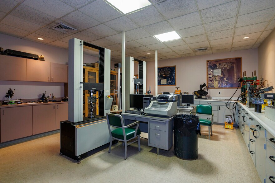 More Photos Of 475 Kedron Ave, Folsom Office For Sale