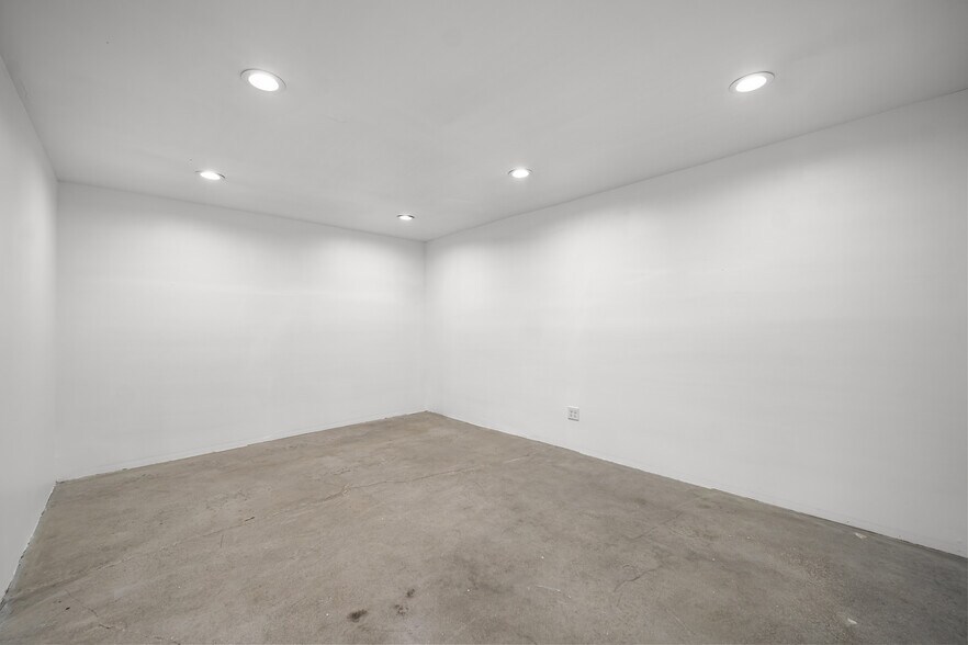 More Photos Of 1507 Essex St, Los Angeles Warehouse For Sale