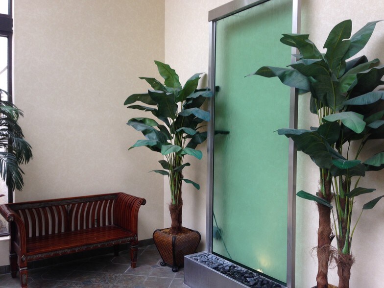 More Photos Of 2700 Westhall Ln, Maitland Office For Lease