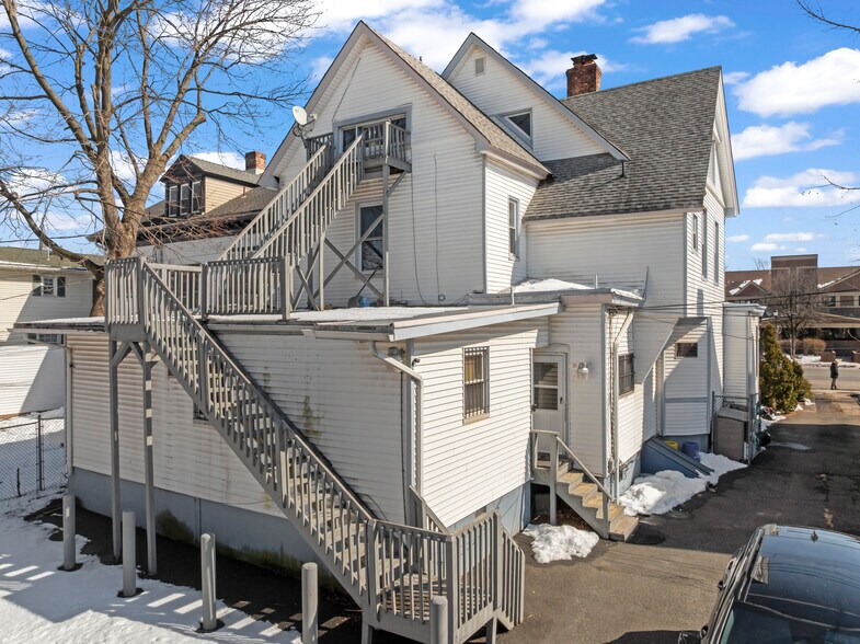 More Photos Of 137 Livingston Ave, New Brunswick Office Residential For Sale