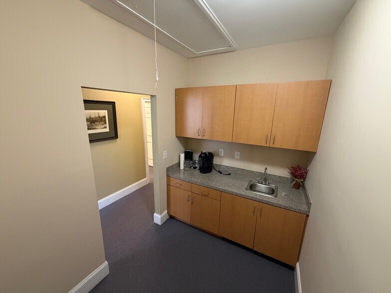 More Photos Of 3296 Summit Ridge Pky, Duluth Medical For Lease