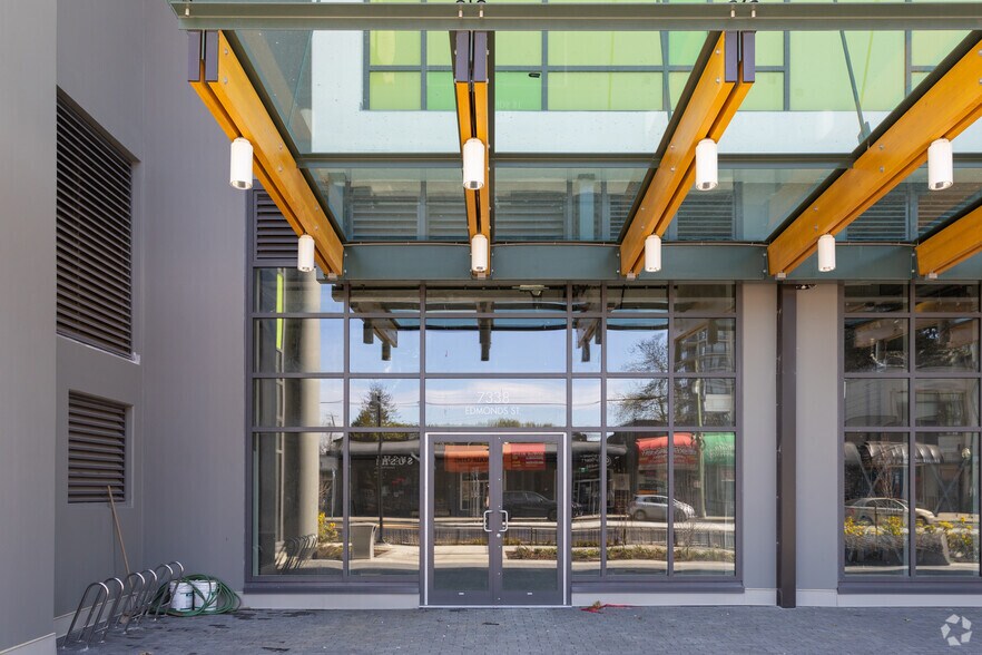 More Photos Of 7300 Edmonds St, Burnaby Office For Sale