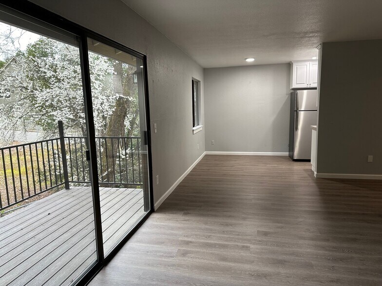 More Photos Of 200 Pine St, Auburn Apartments For Sale