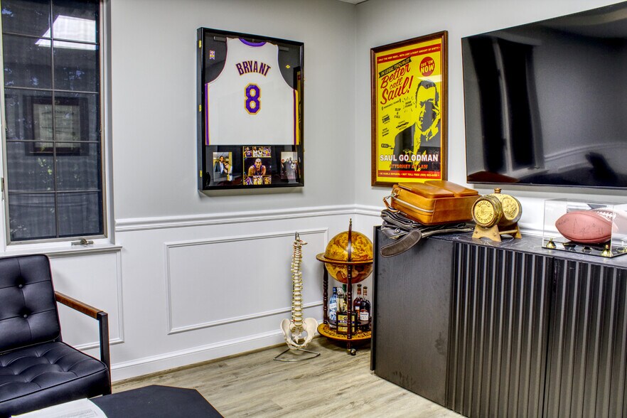 More Photos Of 10521 Judicial Dr, Fairfax Medical For Sale