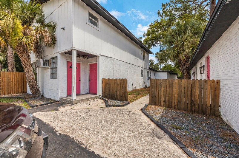 More Photos Of 12703 N 15th St, Tampa Apartments For Sale