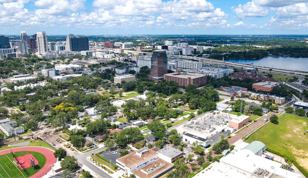 More Photos Of 219 Pasadena Pl, Orlando Office For Sale