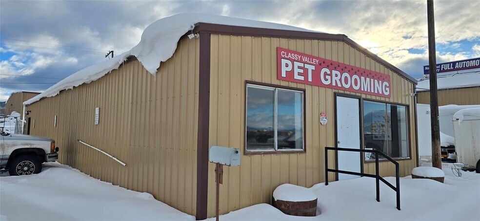 More Photos Of 3005 Prospect Ave, Helena Industrial For Sale