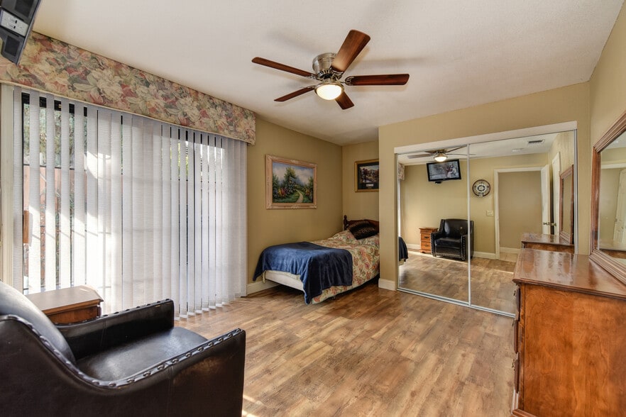 More Photos Of 1419 Champion Oaks Dr, Roseville Assisted Living For Sale