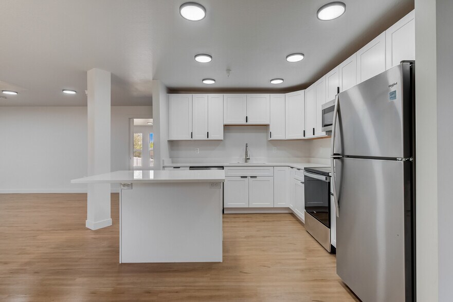 More Photos Of 404 E 5600 S, Salt Lake City Apartments For Sale