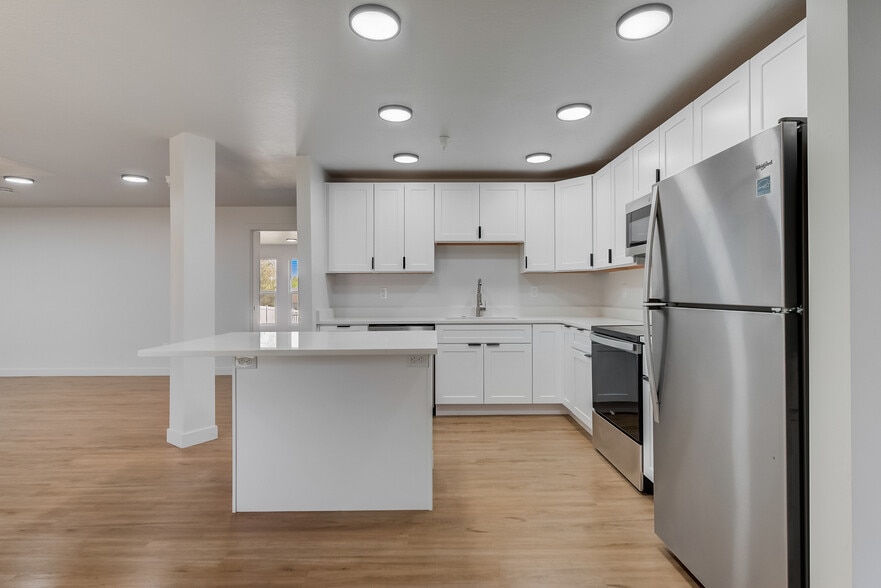 More Photos Of 404 E 5600 S, Salt Lake City Apartments For Sale