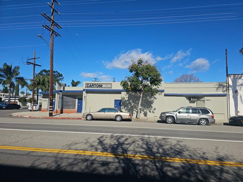 Primary Photo Of 10653-10657 Burbank Blvd, North Hollywood Office For Sale