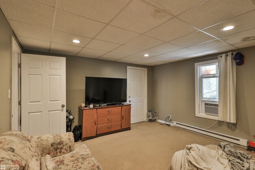 More Photos Of 302 W Abbott St, Lansford Multifamily For Sale