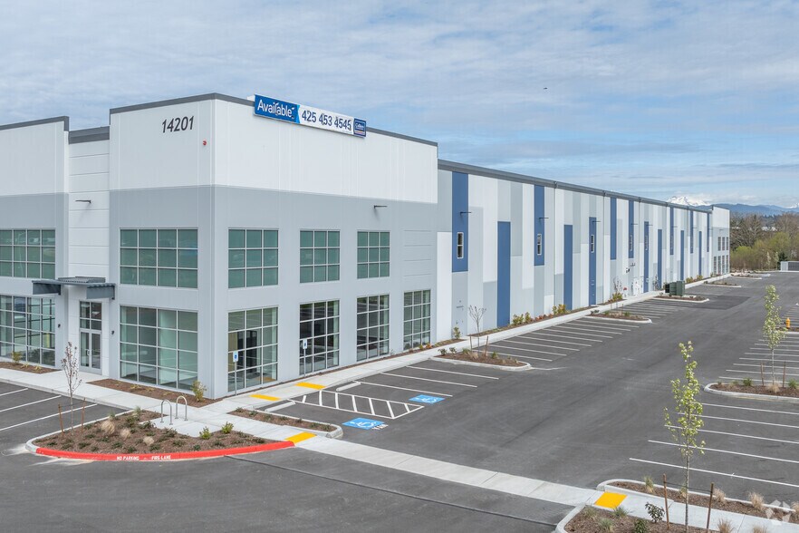 More Photos Of 14201 40th Dr NE, Marysville Warehouse For Lease