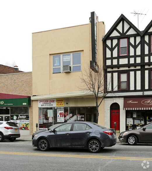 More Photos Of 665 Anderson Ave, Cliffside Park Storefront Retail Office For Lease
