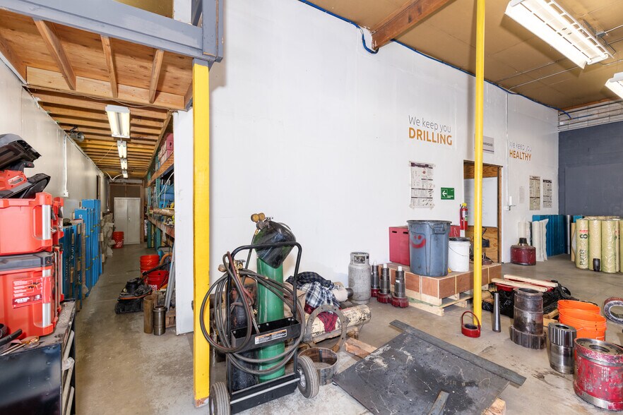 More Photos Of 450 S 4th St, Elko Warehouse For Lease