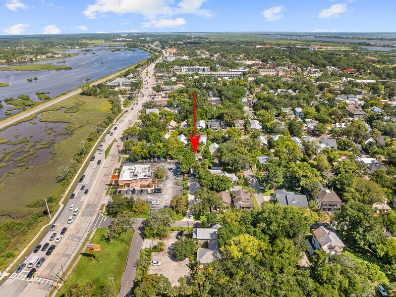 More Photos Of 56 Grove Ave, Saint Augustine Restaurant For Sale