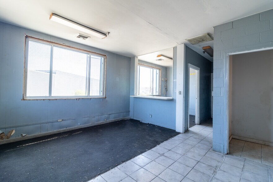 More Photos Of 487 Allens, Providence Land For Lease