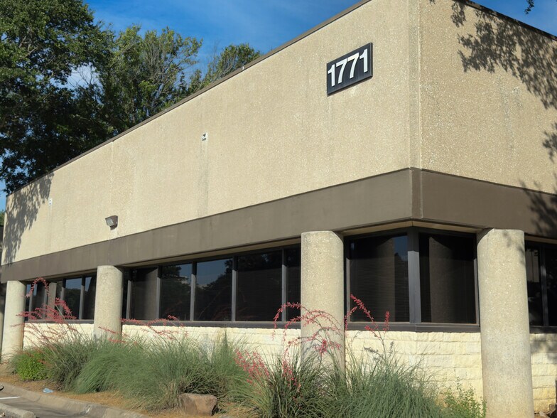 More Photos Of 1751 International Pky, Richardson Unknown For Sale