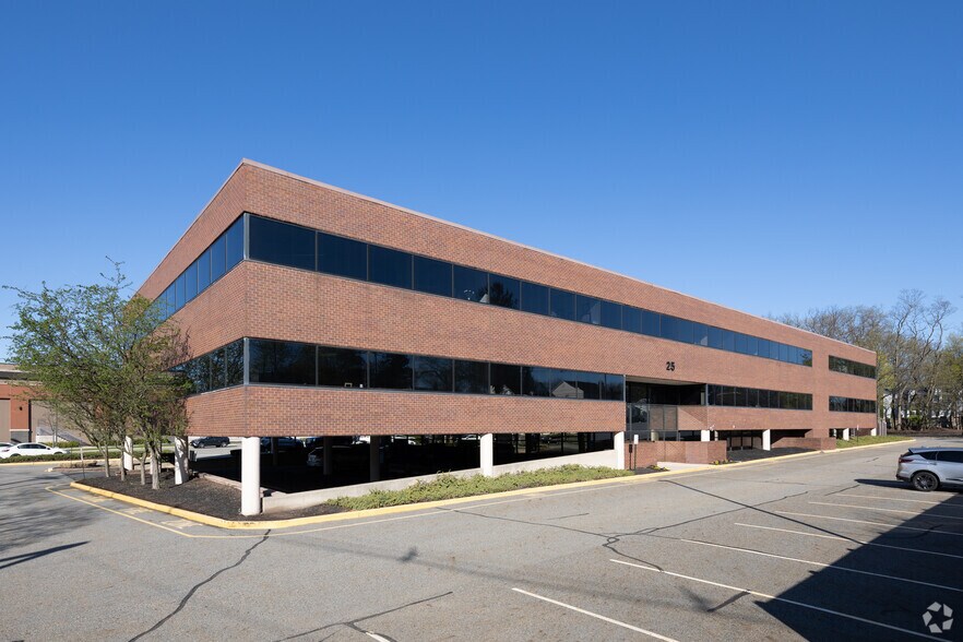 More Photos Of 25 E Spring Valley Ave, Maywood Office For Lease
