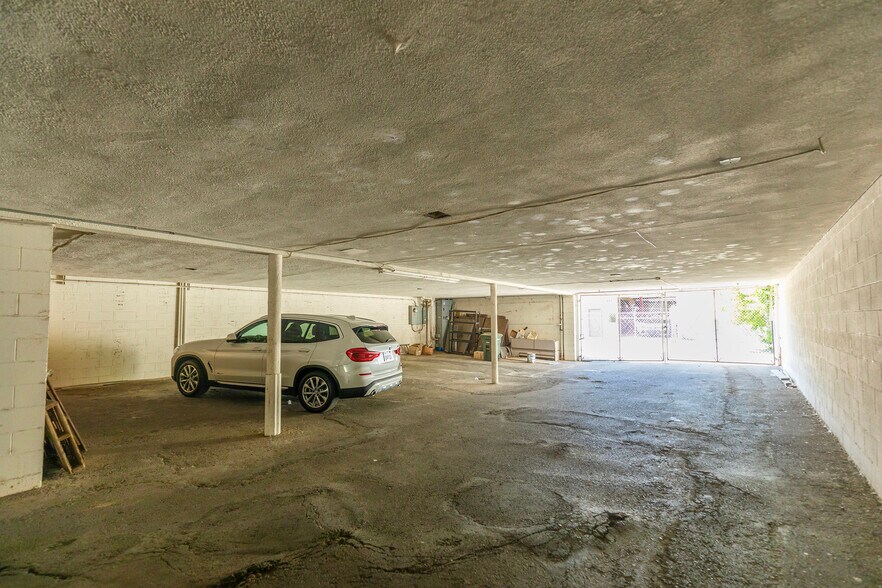More Photos Of 1912 F St, Sacramento Office For Sale