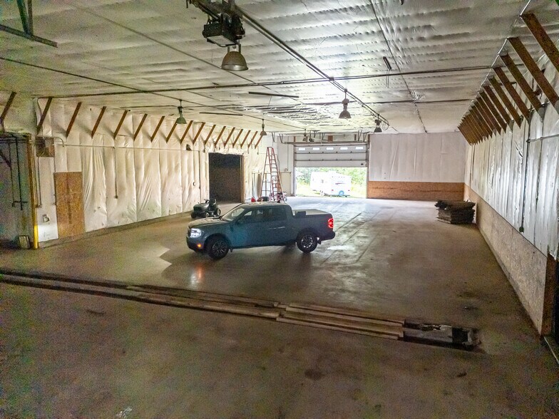 More Photos Of 11022 State Highway 122, Upson Warehouse For Sale