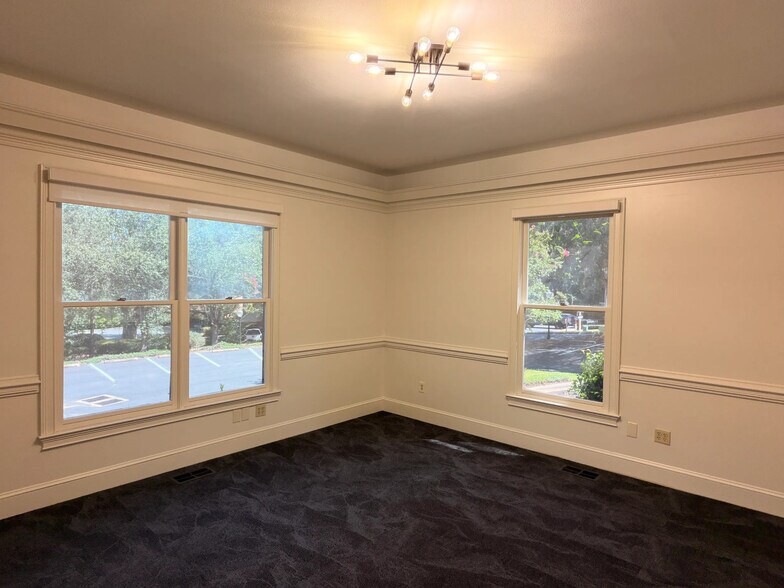 More Photos Of 2833 Remington Green Cir, Tallahassee Office For Sale