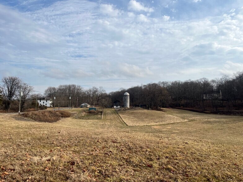 More Photos Of 99 Mulford Ct, Lafayette Land For Lease