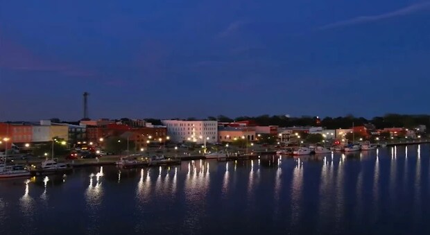 More Photos Of 215 W Main St, Washington Storefront Retail Office For Sale