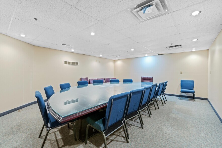 More Photos Of 1975 Haggard Ct, Lexington Religious Facility For Sale