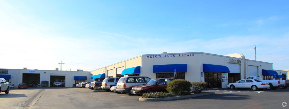 More Photos Of 3523-3537 Kiessig Ave, Sacramento Warehouse For Lease