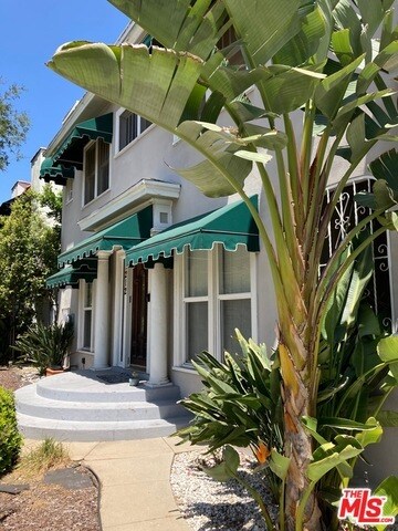 More Photos Of 1212 S Tremaine Ave, Los Angeles Apartments For Sale