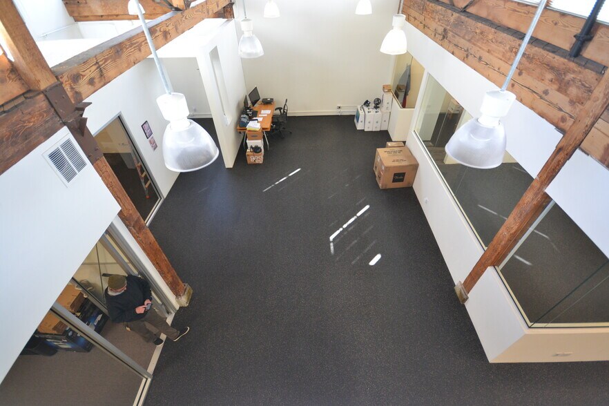 More Photos Of 2261 5th St, Berkeley Unknown For Lease