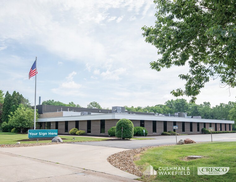 Primary Photo Of 11515 Alameda Dr, Strongsville Manufacturing For Lease