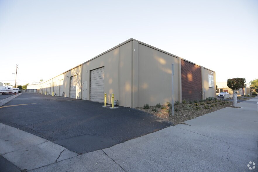 More Photos Of 1370 Logan Ave, Costa Mesa Warehouse For Lease