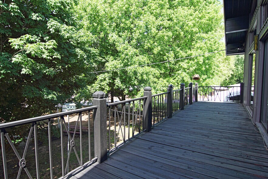 More Photos Of 33700 S 51 Hwy, Wagoner Hotel For Sale