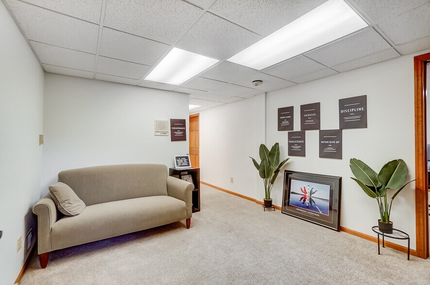 More Photos Of 9672-9694 Cincinnati Columbus Rd, West Chester Office Residential For Sale