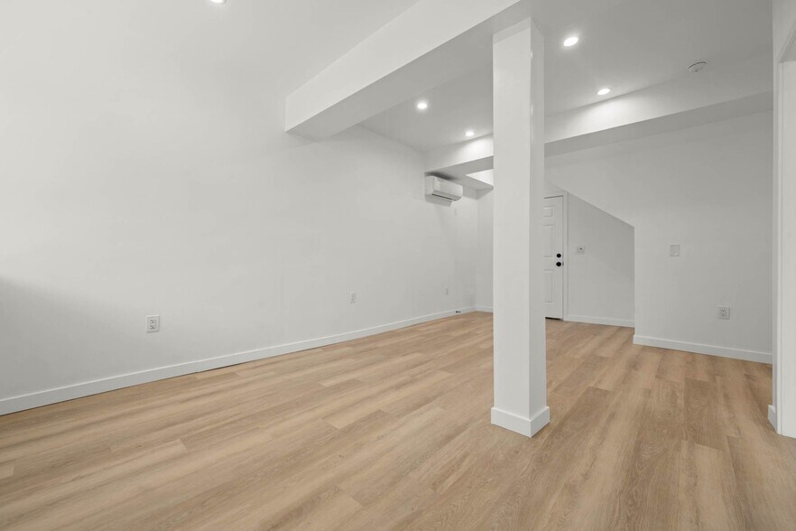 More Photos Of 8419-8425 S Western Ave, Los Angeles Apartments For Sale