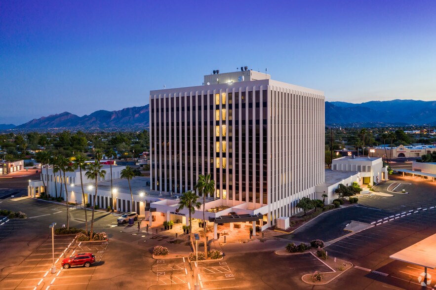 More Photos Of 4400 E Broadway Blvd, Tucson Office For Lease