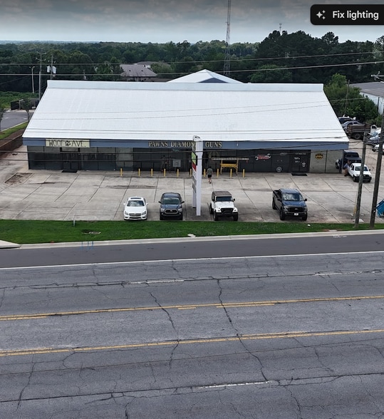 Primary Photo Of 1027 Opelika Rd, Auburn Storefront For Lease