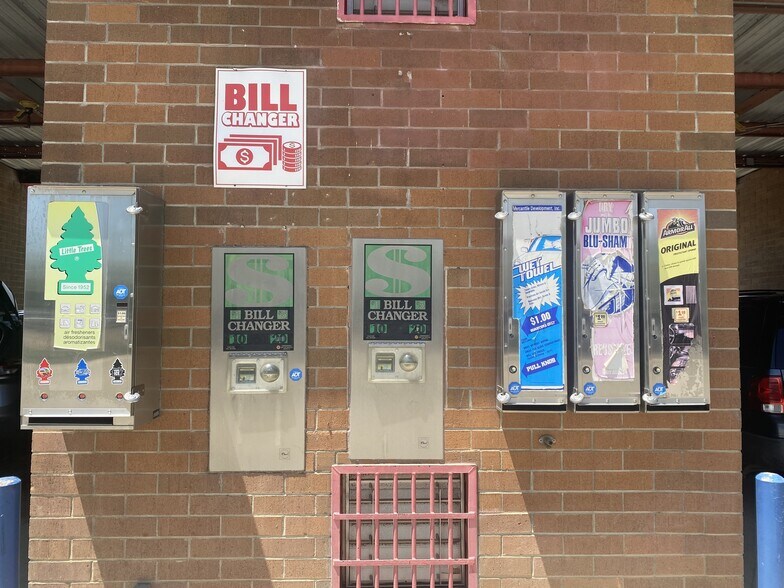 More Photos Of 390 Pratt St, Longmont Carwash For Sale